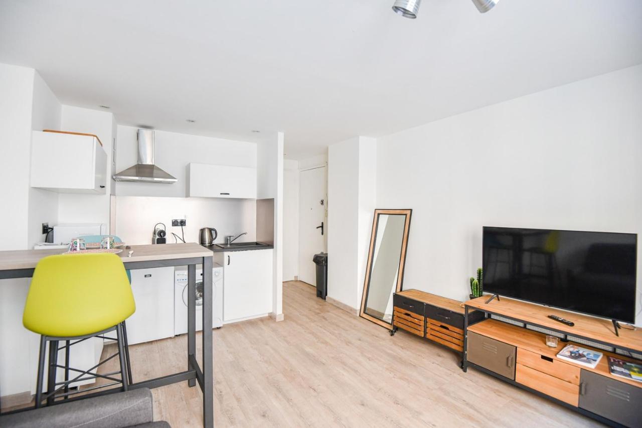 Studio Sur Le Vieux-Port Ideal Pour 2 Personnes Lägenhet Marseille Exteriör bild